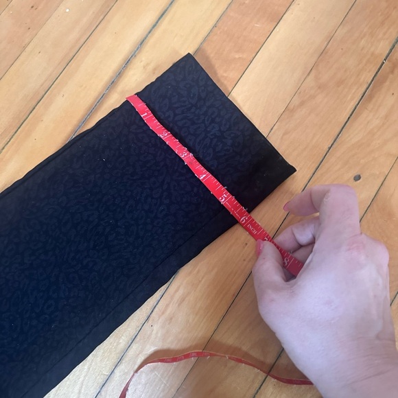 Anne Klein Stretch Pants, Clean Front, Black on Black Leopard Print (Sz 6) - Picture 7 of 10